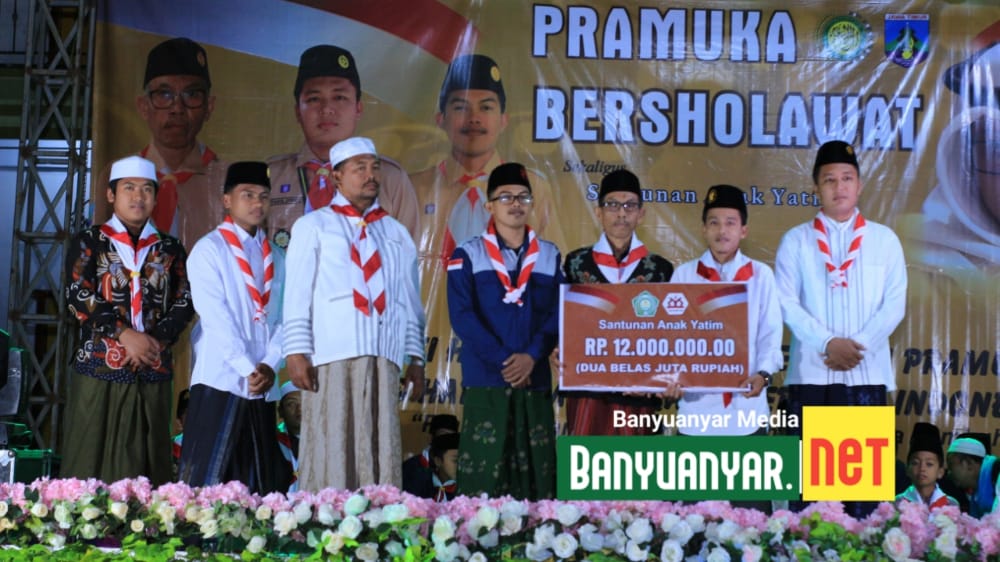 Peringati Hari Pramuka Ke 60; Pramuka Banyuanyar Santuni Anak Yatim