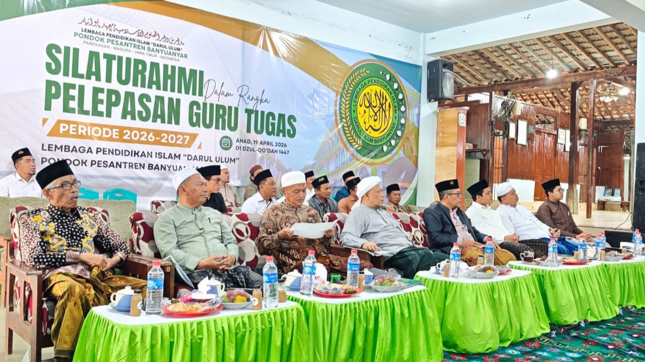 Pondok Pesantren Banyuanyar Lepas 570 Guru Tugas untuk Mengabdi di Penjuru Negeri hingga Malaysia