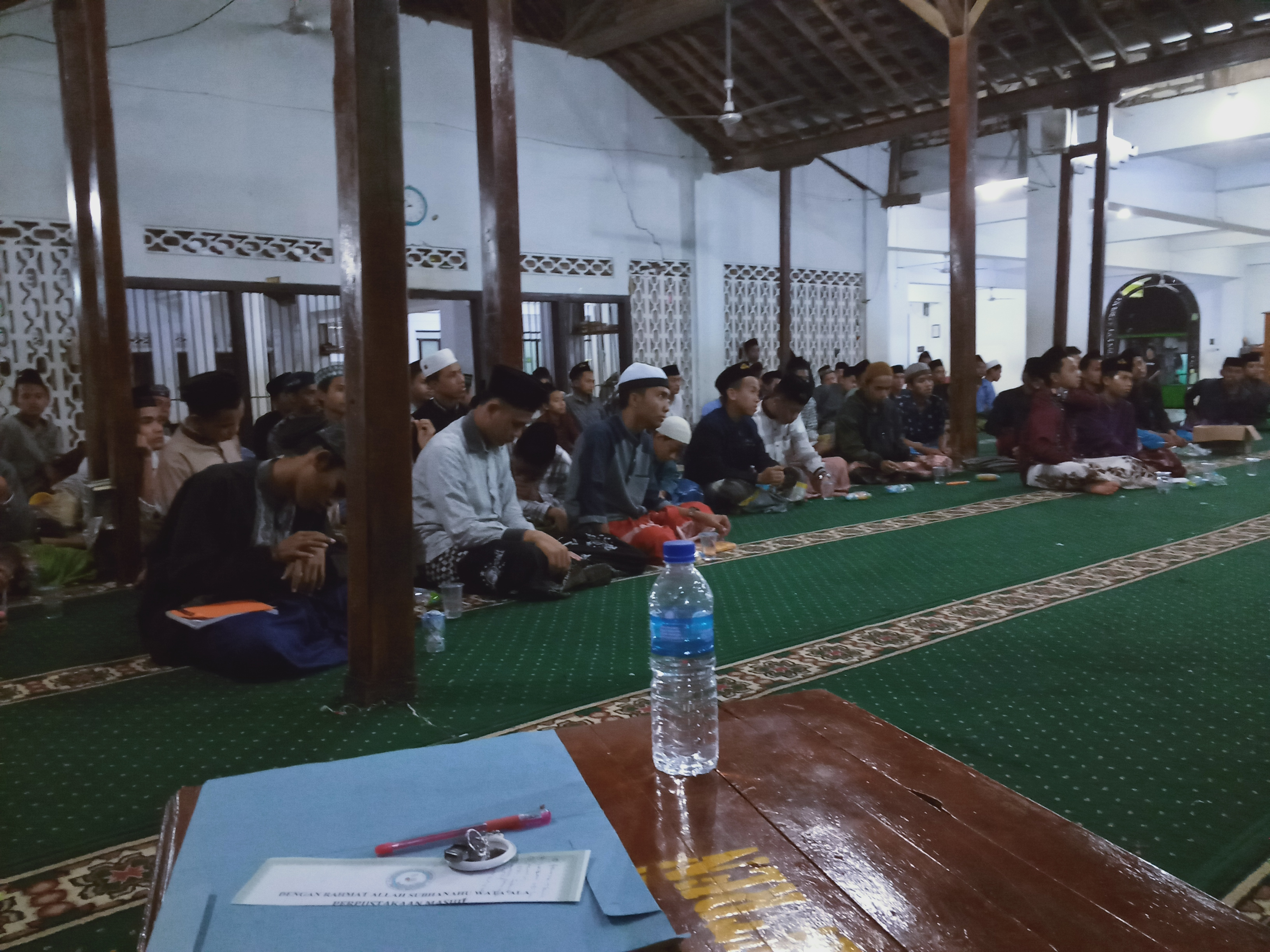 Pustakawan Banyuanyar Ajak santri Belajar Thaharah